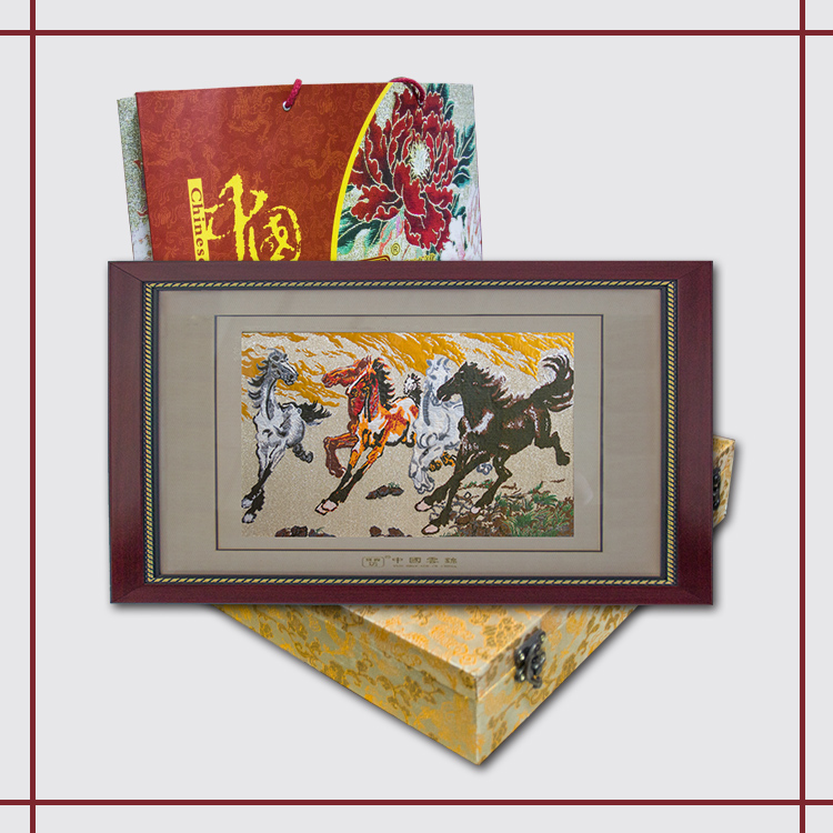 四駿圖云錦框畫(huà)